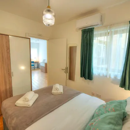 Apartmán Modern 2bd Stylish With Balcony - Close To Saint Thomas