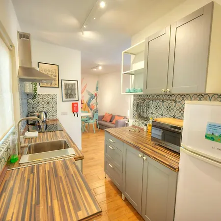 Modern 2bd Stylish With Balcony - Close To Saint Thomas Apartmán *