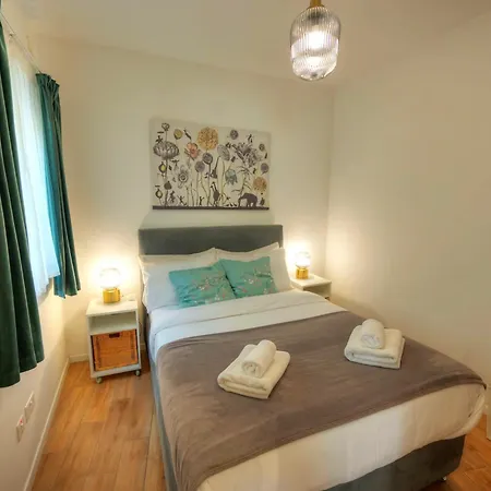 Modern 2bd Stylish With Balcony - Close To Saint Thomas Marsaskala